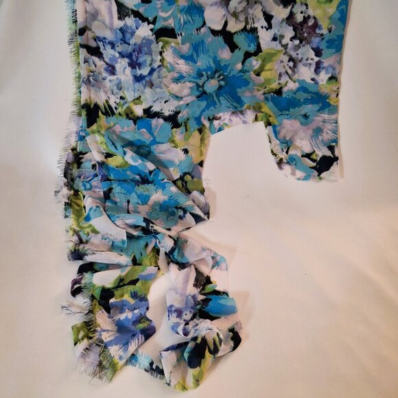 Fabric - Sheer Flowing Chiffon Aqua Floral Print, One Piece, 1.1yd x 60in - Picture 8 of 9